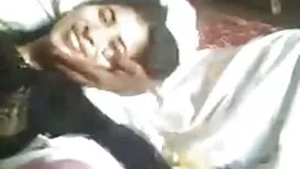 الفتاة ذات الشعر احل ...
