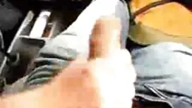 في الحفلة يقدم احلى  ...
