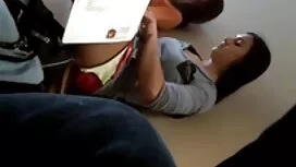 تلك المدلكة لا تستطي ...