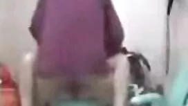 هي ومؤخرتها الكبيرة  ...