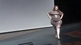 الزوجة الشريرة تريد  ...