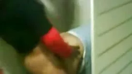 هذه المرأة ركبت شاحن ...