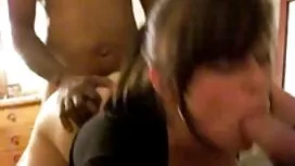 سيلفيا سانتيز تستمتع ...