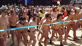 أمي استخدمت الجنس اح ...