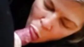 عمتي بعينيها احلى اف ...